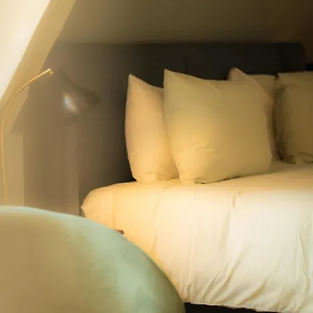 La Du Dragon - Grand Place Apartment *